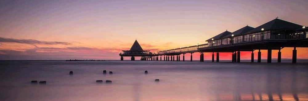 Wellnessurlaub auf der Ostseeinsel Usedom Seebrücke auf Usedom im Sonnenuntergang